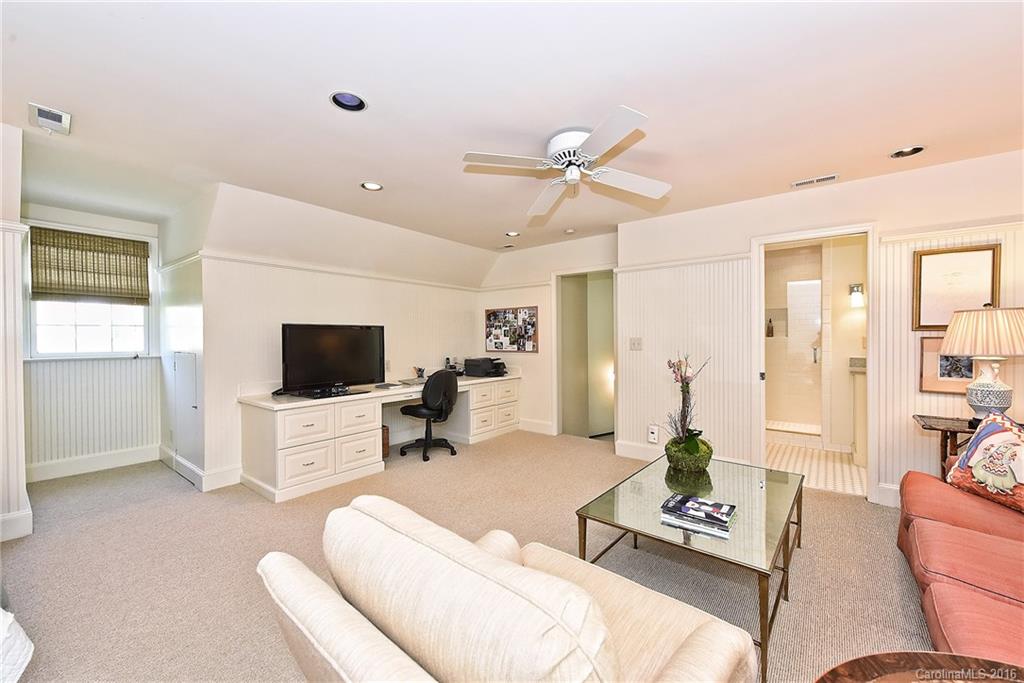 1925 Queens Road, Unit F2 Charlotte, NC 28207 - Photo 17 of 24 Gallery Image 17