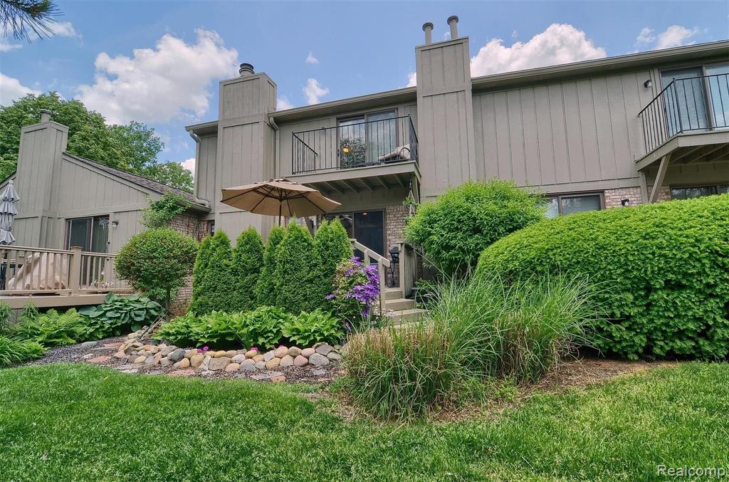 1986 Pondview Court Rochester Hills, MI 48309 - Photo 34 of 37
