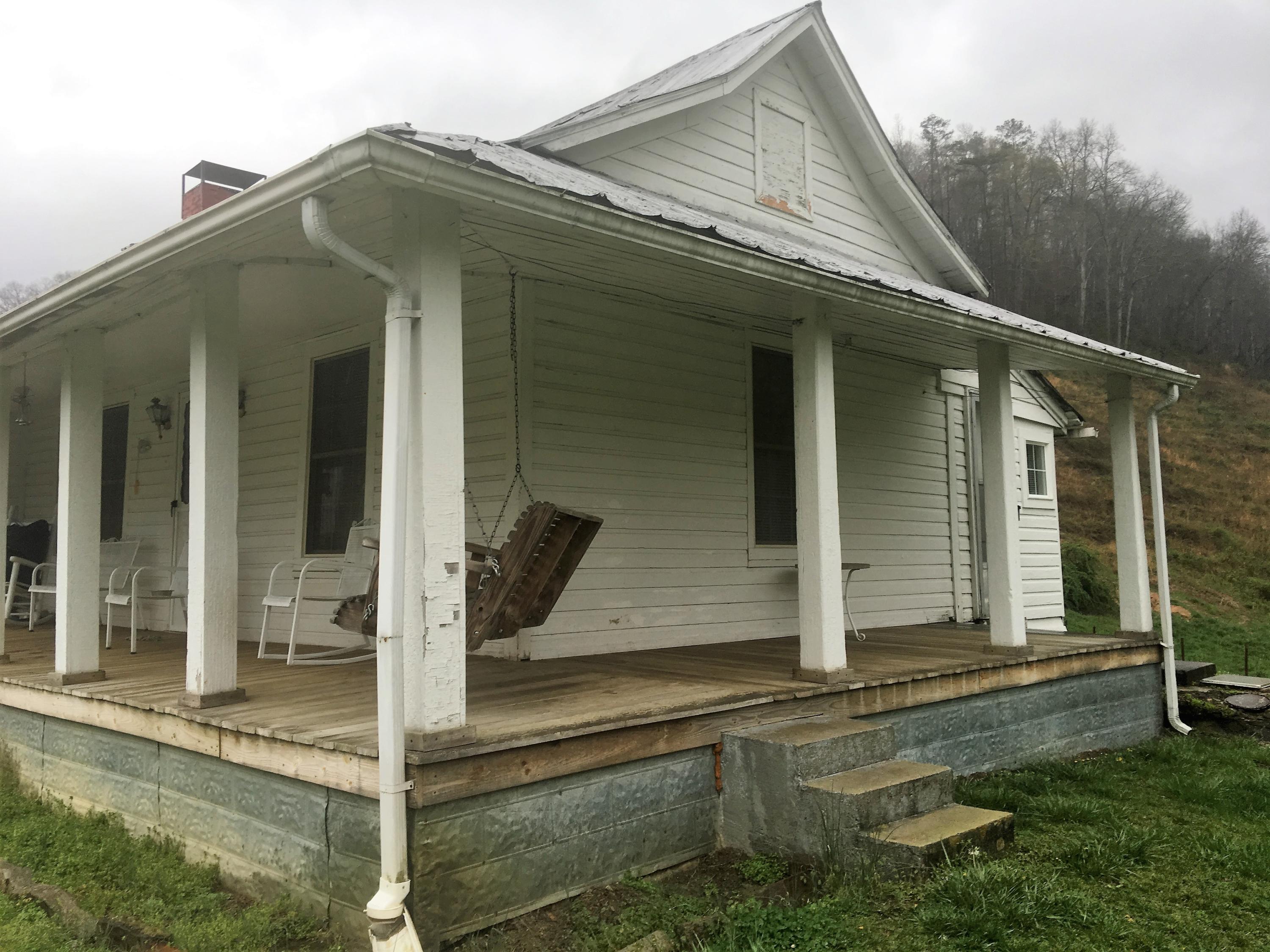 7567 Kyles Ford Road Kyles Ford, TN 37765 - Photo 21 of 24 great porch for sitting