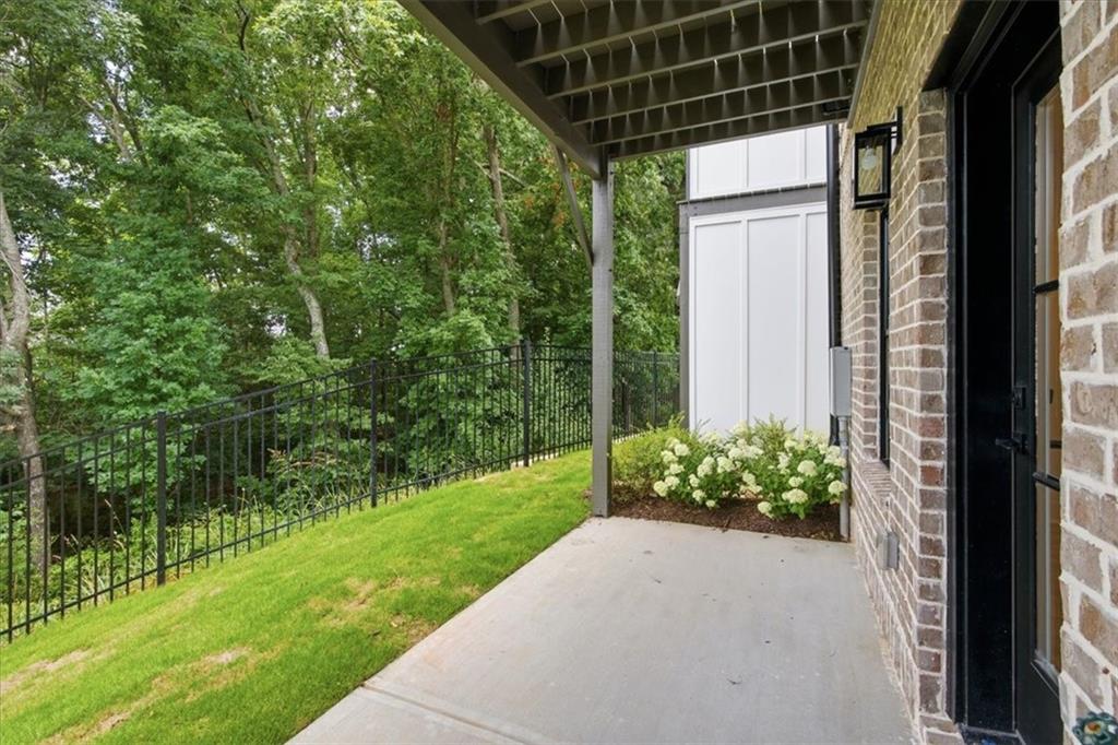 333 Sugarview Road Buford, GA 30518 - Photo 28 of 40