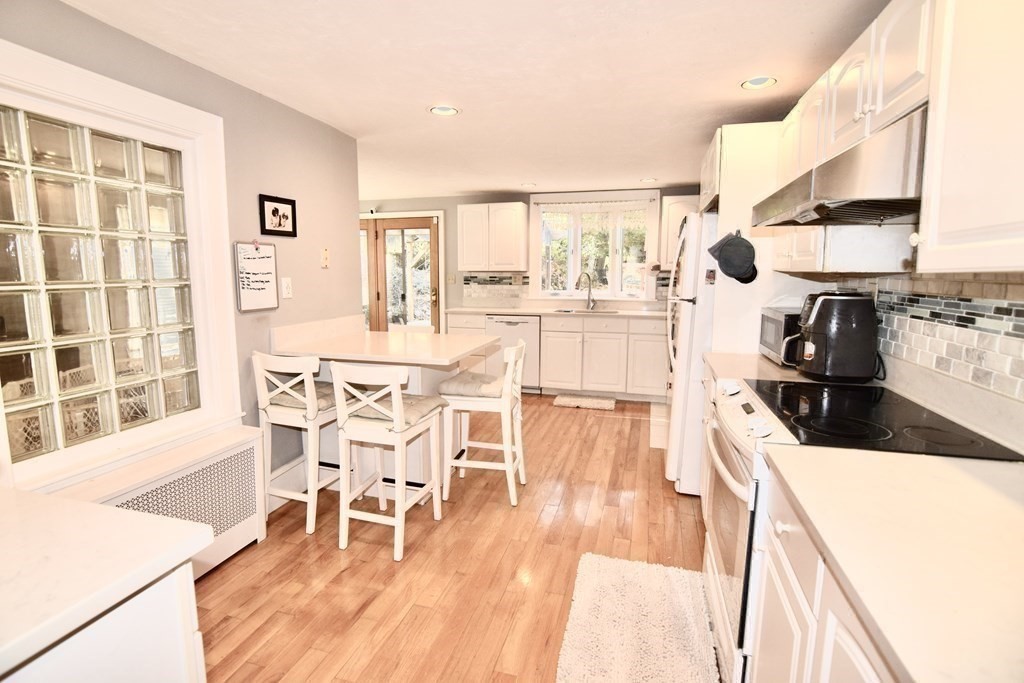 20 Morton Street Canton, MA 02021 - Photo 3 of 29 Gallery Image 3