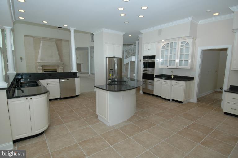 2852 Cox Neck Road Chester, MD 21619 - Photo 21 of 30 Kitchen