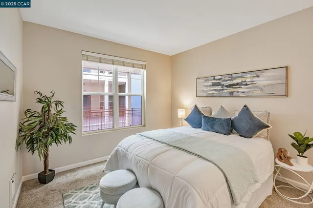 $489,000 | 1121 40th Street, Unit 3307, Emeryville, CA 94608