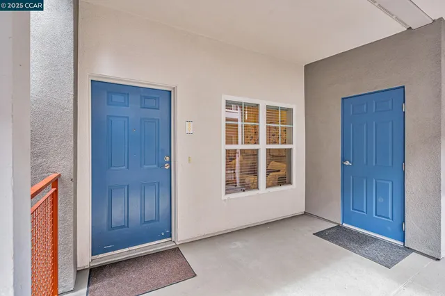 $489,000 | 1121 40th Street, Unit 3307, Emeryville, CA 94608