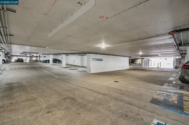 $489,000 | 1121 40th Street, Unit 3307, Emeryville, CA 94608