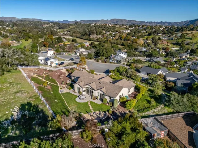 $1,995,000 | 701 White Court, Arroyo Grande, CA 93420
