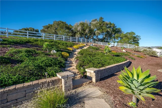 $1,995,000 | 701 White Court, Arroyo Grande, CA 93420