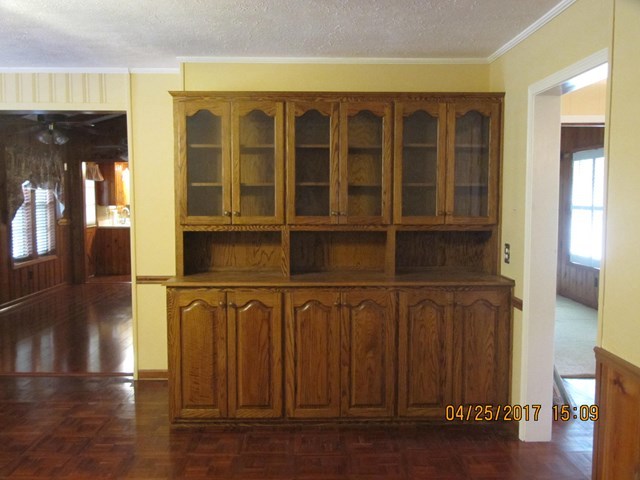 1062 Wriley Road McIntyre, GA 31054 - Photo 6 of 28 a view of a entryway with wooden floors