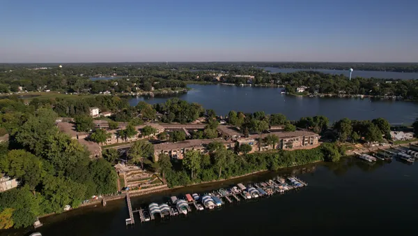 $125,000 | 4407 Wilshire Boulevard, Unit 304, Mound, MN 55364