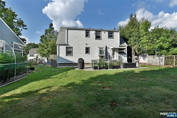 $1,750 | 176 Harding Place, Maywood, NJ 07607