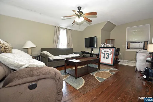 $1,750 | 176 Harding Place, Maywood, NJ 07607