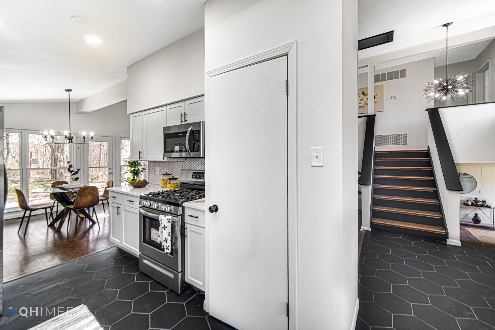 158 Chestnut Street Park Forest, IL 60466 - Photo 12 of 25