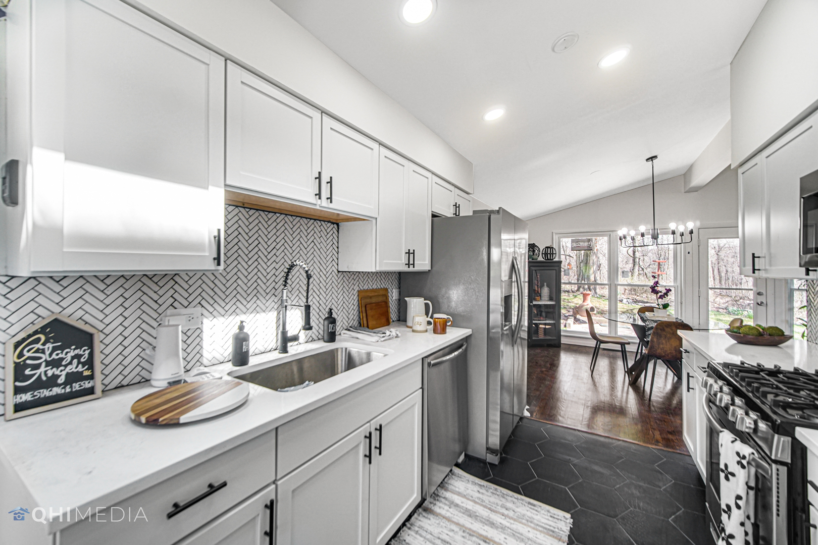 158 Chestnut Street Park Forest, IL 60466 - Photo 6 of 25