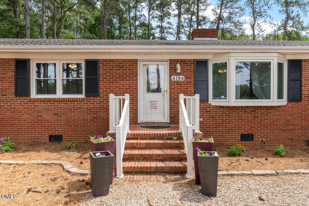 4184 Fairport Road Kittrell, NC 27544 - Photo 2 of 37