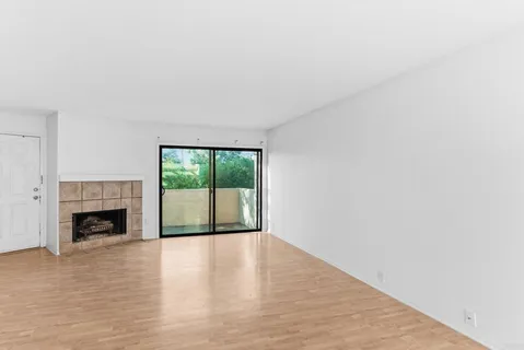 $799,000 | 8427 Via Mallorca, Unit 115, La Jolla, CA 92037