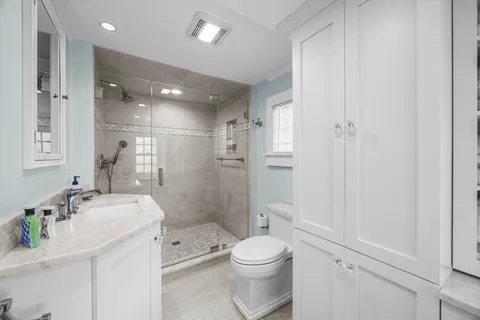 $2,995,000 | 8 Skinequit Lane, Harwich, MA 02661