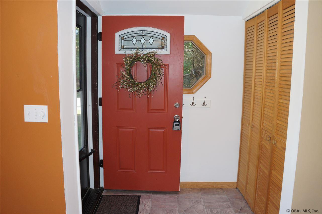 1 Wake Robin Road Malta, NY 12020 - Photo 3 of 19 Photo 3