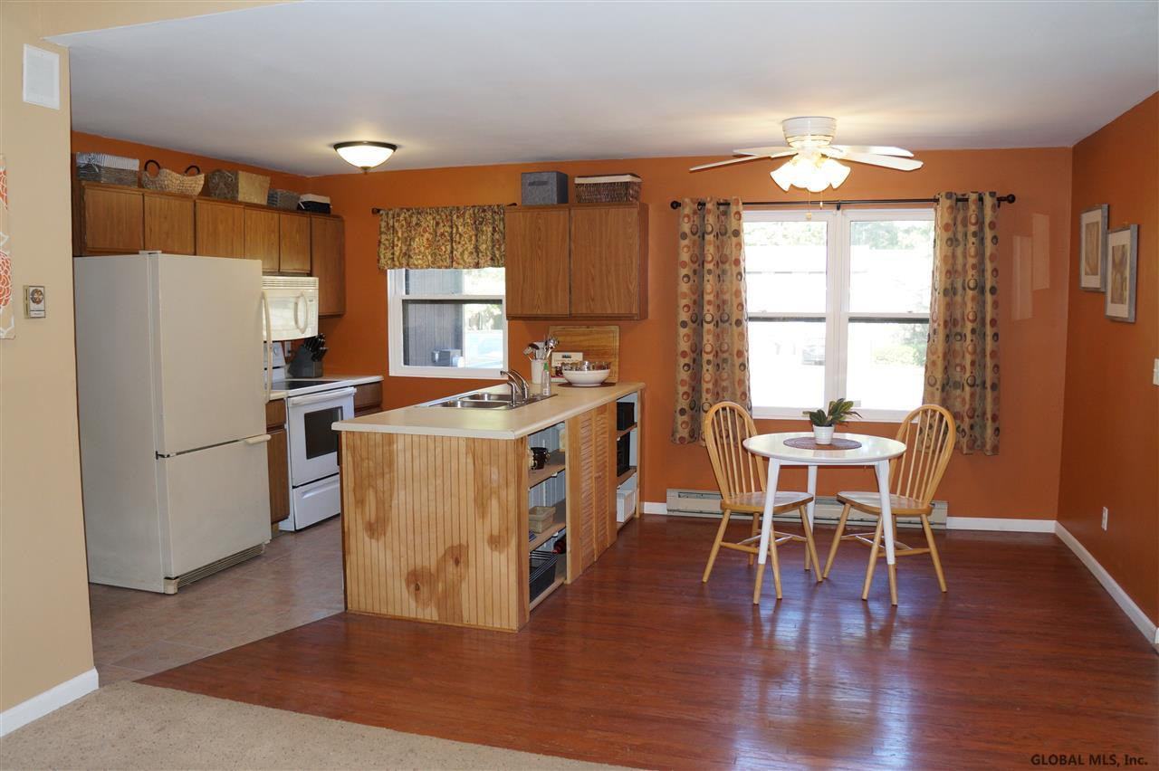 1 Wake Robin Road Malta, NY 12020 - Photo 4 of 19 Photo 4