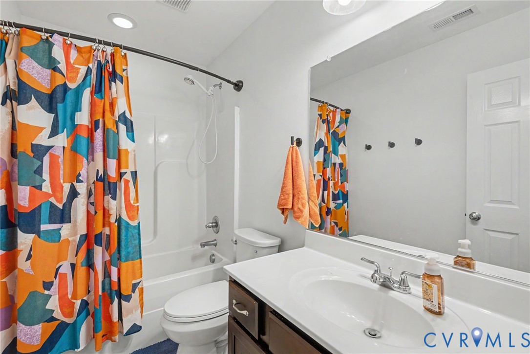 7312 Round Ridge Place Chesterfield, VA 23832 - Photo 35 of 59 Gallery Image 35