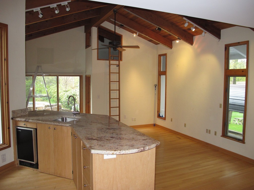 14 Kenilworth Road Worcester, MA 01602 - Photo 15 of 30 Gallery Image 15