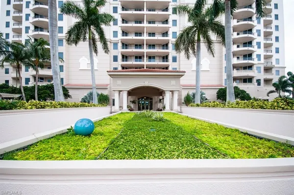 $5,500 | 23850 Via Italia Circle, Unit 1706, Estero, FL 34134