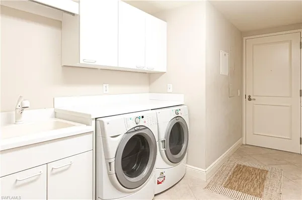 $5,500 | 23850 Via Italia Circle, Unit 1706, Estero, FL 34134