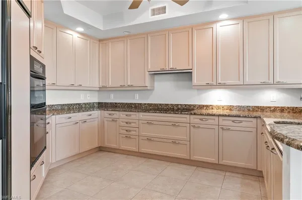 $5,500 | 23850 Via Italia Circle, Unit 1706, Estero, FL 34134