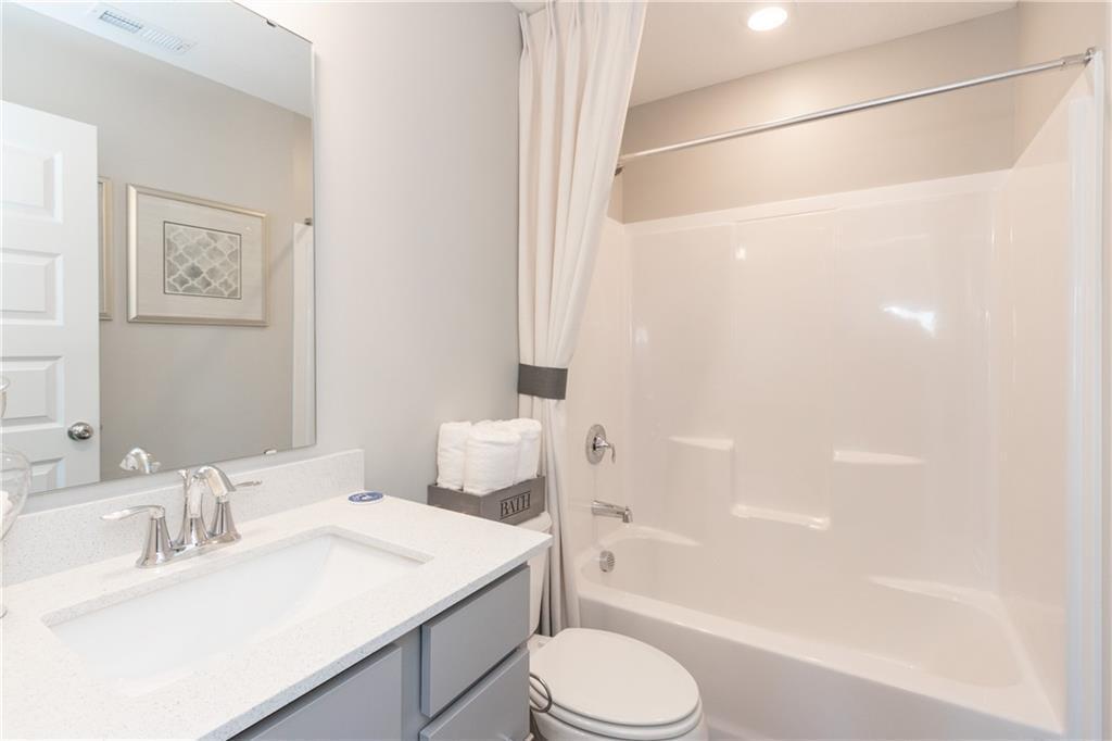 7035 Equality Boulevard Carmel, IN 46033 - Photo 26 of 27