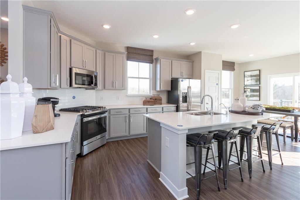 7035 Equality Boulevard Carmel, IN 46033 - Photo 9 of 27