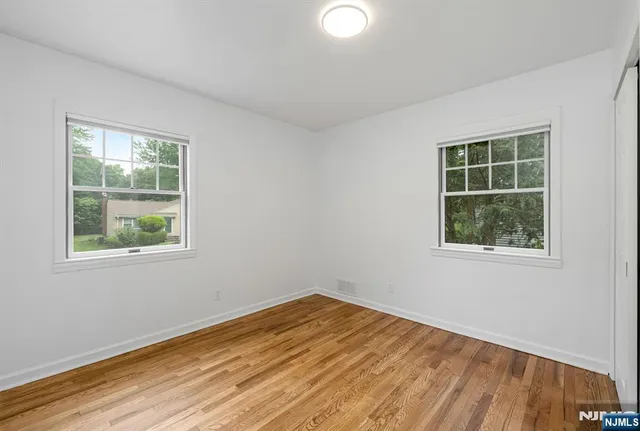 $5,000 | 92 Arbor Drive, Ho-Ho-Kus, NJ 07423