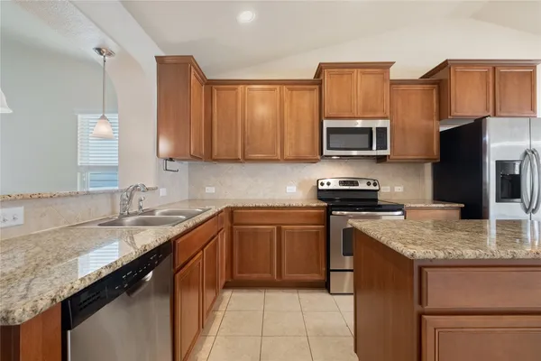 $2,195 | 708 Niobrara River Drive, Pflugerville, TX 78660