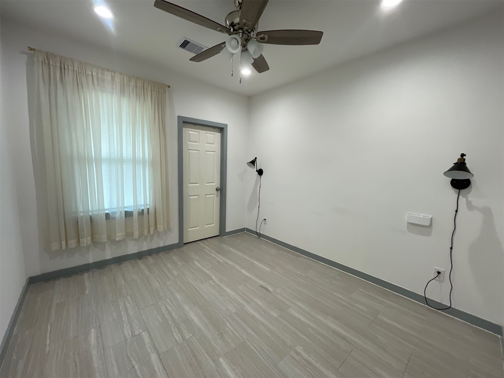 5226 Ridgevan Street Houston, TX 77053 - Photo 13 of 35