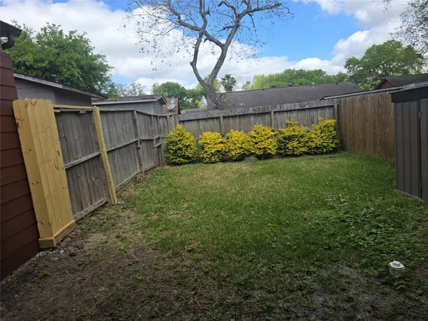$1,599 | 5226 Ridgevan Street, Houston, TX 77053