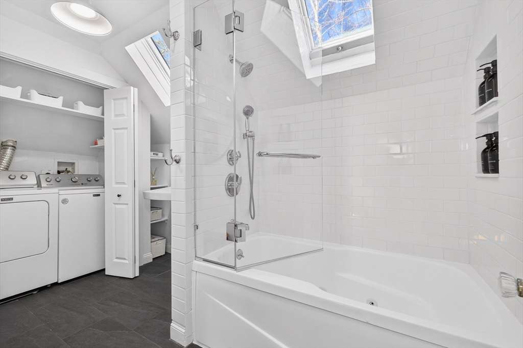16 Primrose Street, Unit 3 Boston, MA 02131 - Photo 11 of 26