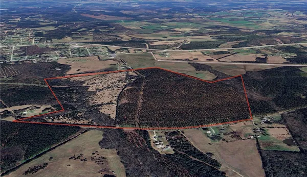 $900,000 | 2 Seneca St Extension, Calhoun Falls, SC 29628