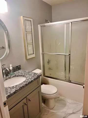 $299,900 | 2017 Cory Drive, Springfield, IL 62702