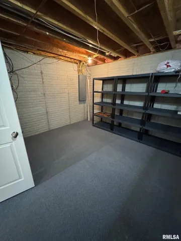 $299,900 | 2017 Cory Drive, Springfield, IL 62702