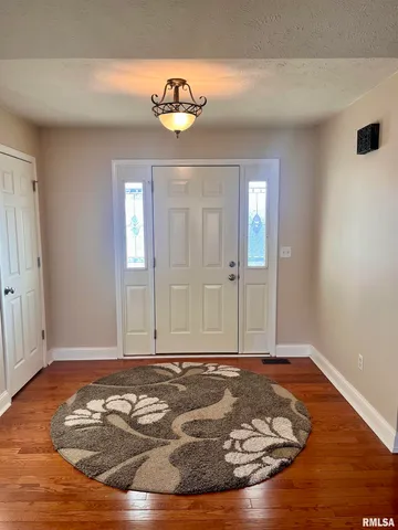 $299,900 | 2017 Cory Drive, Springfield, IL 62702