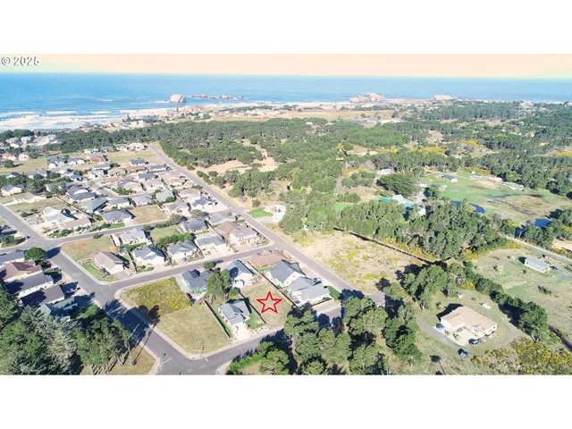 $180,000 | 2653 Franklin Avenue Southwest, Bandon, OR 97411