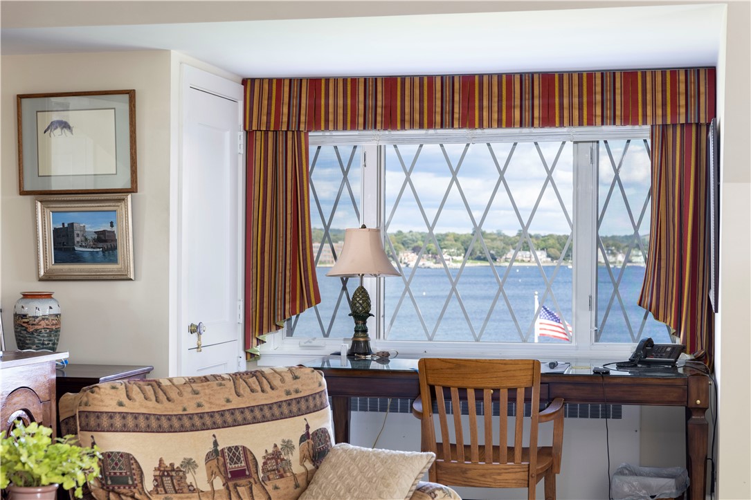 333 Poppasquash Road Bristol, RI 02809 - Photo 25 of 44