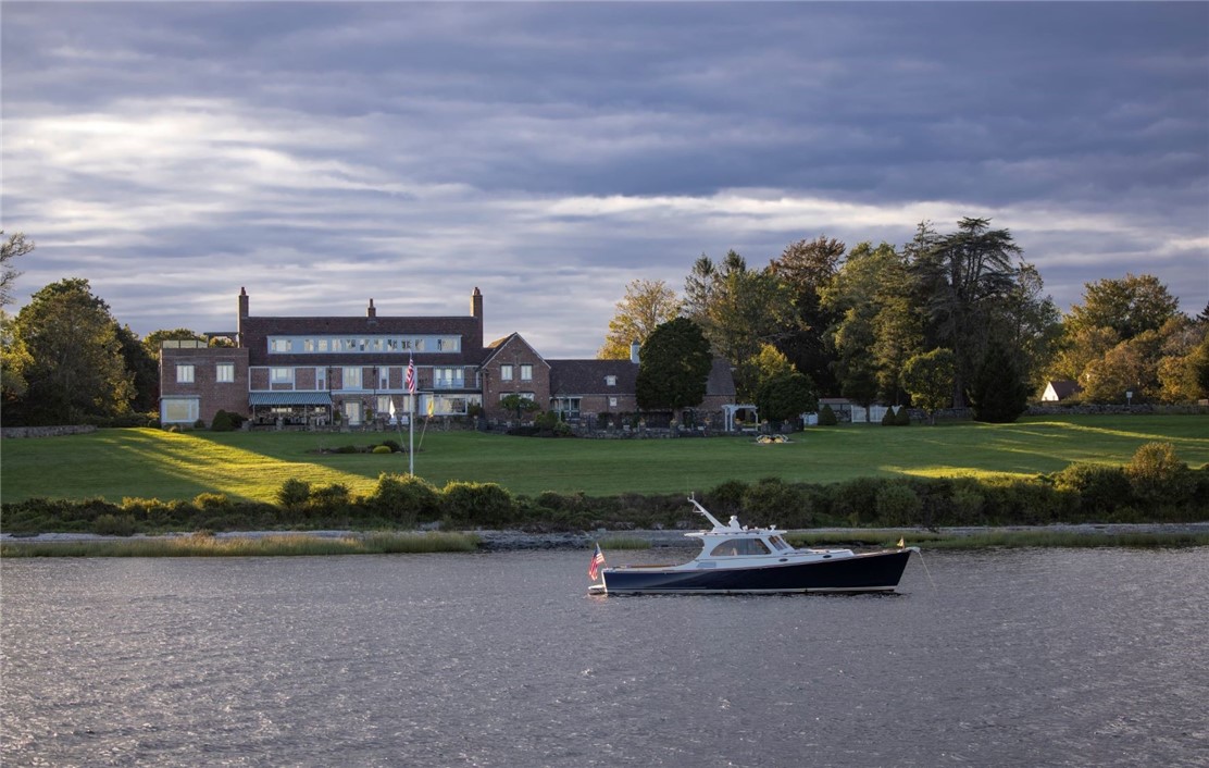 333 Poppasquash Road Bristol, RI 02809 - Photo 5 of 44