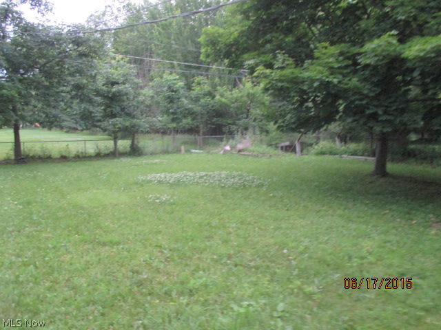 7240 Maplewood Road Parma, OH 44130 - Photo 4 of 20 Gallery Image 4