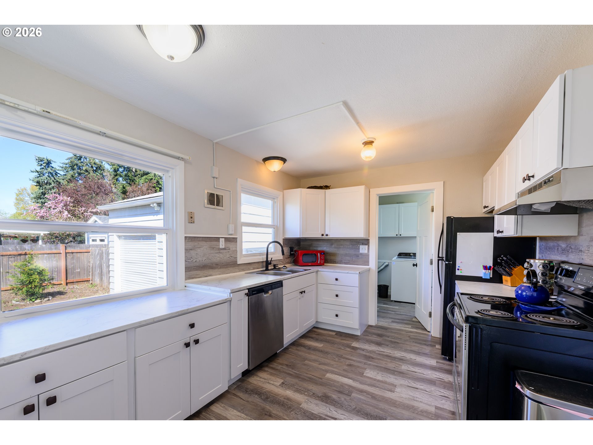 265 Baxter Street Eugene, OR 97402 - Photo 12 of 40