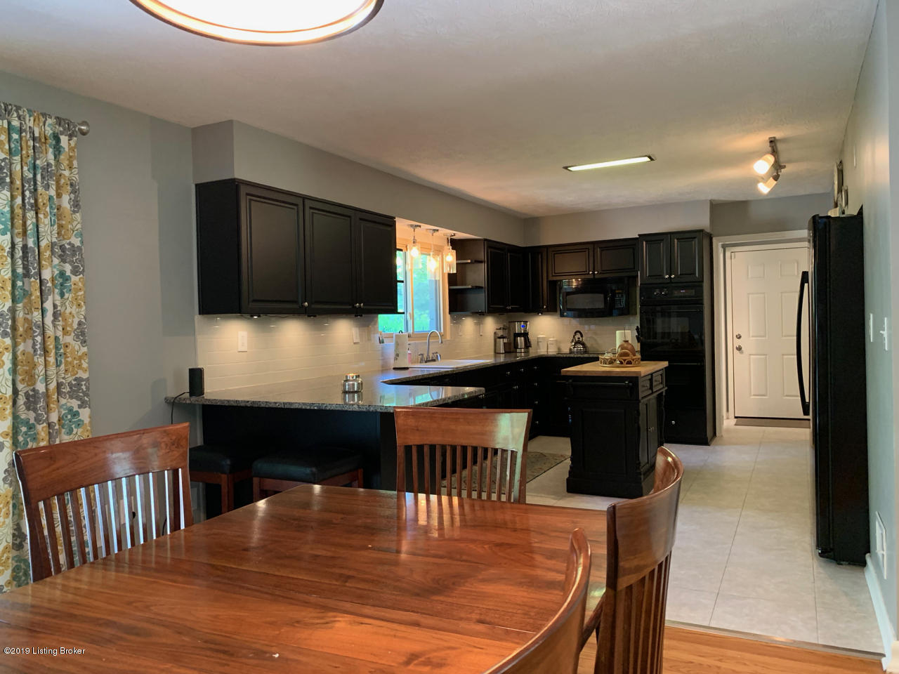 1601 Whippoorwill Road Louisville, KY 40213 - Photo 52 of 56 IMG_0945