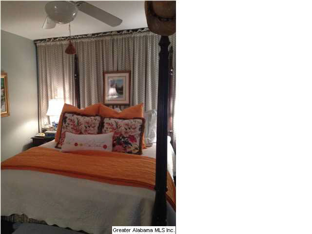 208 Fox Hall Road Birmingham, AL 35213 - Photo 13 of 15