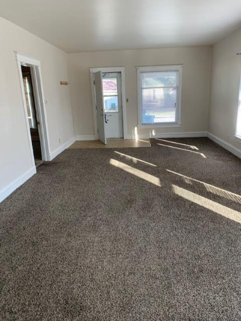 214 Rock River Avenue Three Rivers, MI 49093 - Photo 5 of 9 IMG_6068