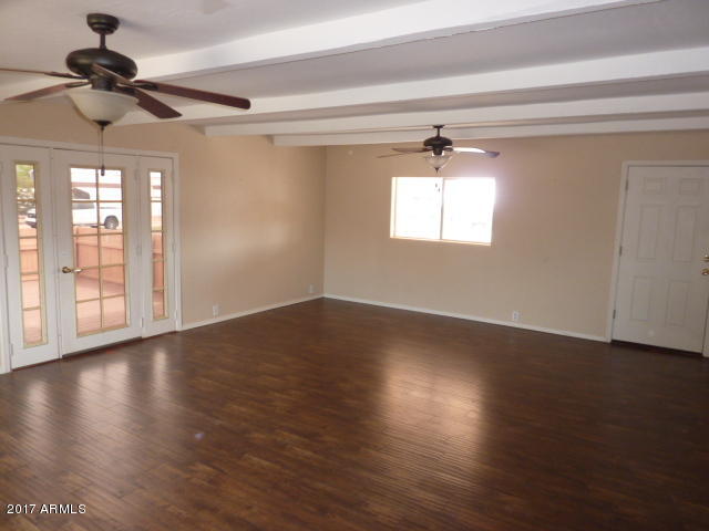 1900 South Mariposa Road Apache Junction, AZ 85119 - Photo 13 of 25 023-582978 Great room additional view 2