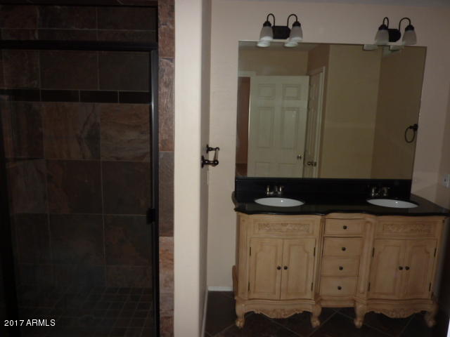 1900 South Mariposa Road Apache Junction, AZ 85119 - Photo 22 of 25 023-582978 Master bath