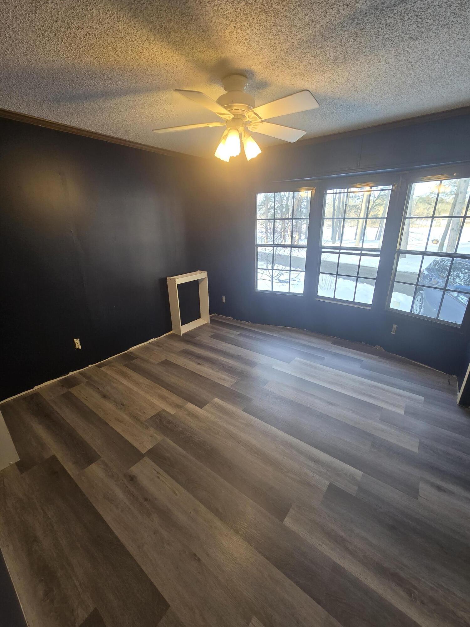 3 Riverview Street St. Louis, MI 48880 - Photo 2 of 9 20251208_154827