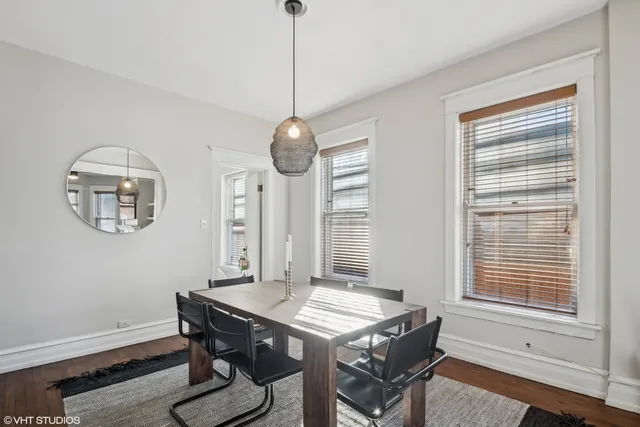 $365,000 | 1443 West Waveland Avenue, Unit 1, Chicago, IL 60613